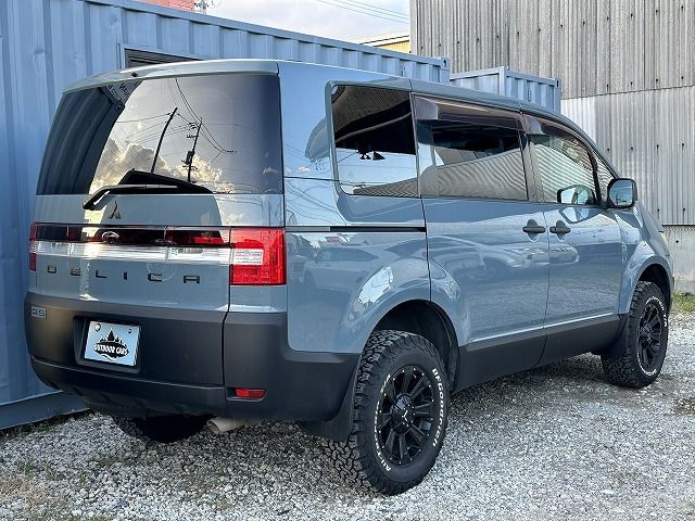 Mitsubishi DELICA D5 2007-03 18194-1
