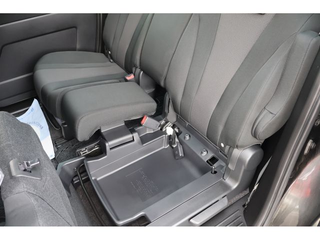 Nissan LAFESTA 2013-09 183738-8