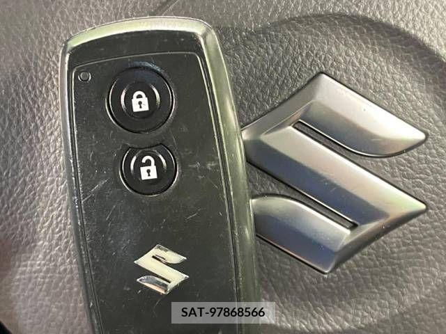 Suzuki SWIFT 2009-09 320899-4