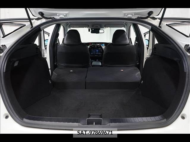 Toyota PRIUS 2019-03 255766-18
