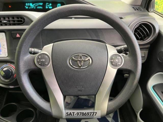 Toyota AQUA 2012-09 292506-11