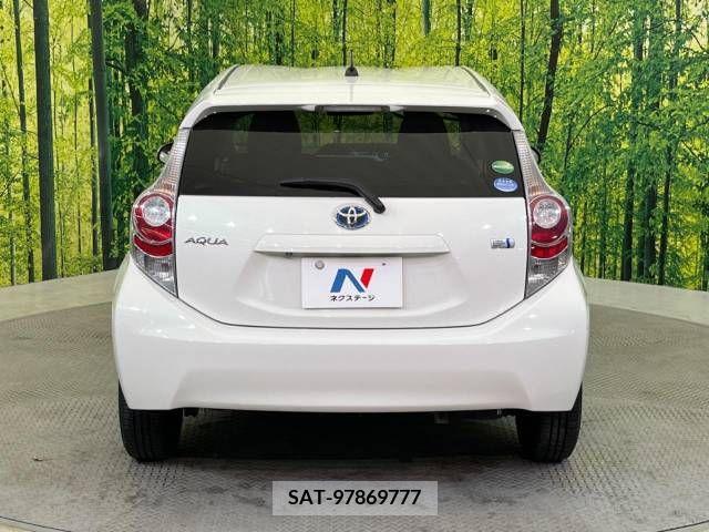 Toyota AQUA 2012-09 292506-15
