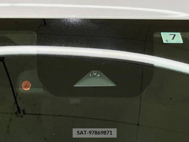 Nissan NOTE 2022-07 349485-4