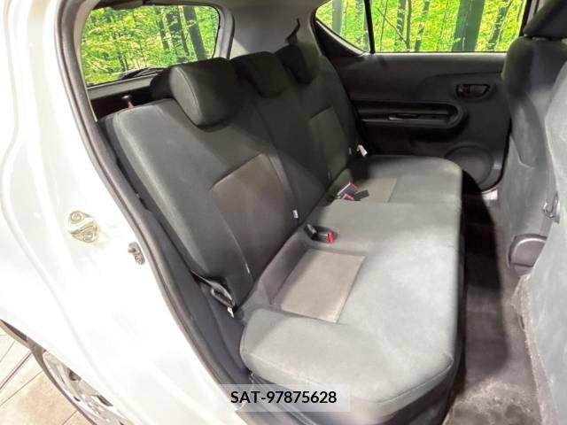 Toyota AQUA 2018-04 260222-9