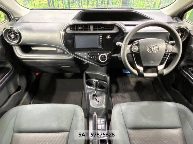 Toyota AQUA 2018-04 260222-1