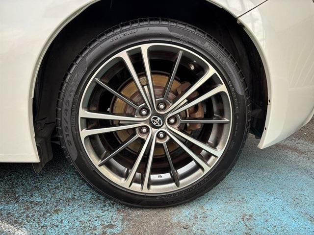 Toyota 86 2012-10 28805-17