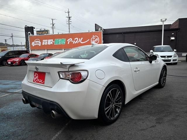 Toyota 86 2012-10 28805-4