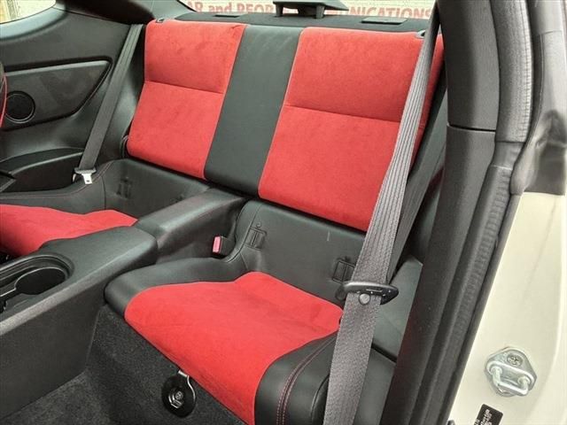 Toyota 86 2012-10 28805-22