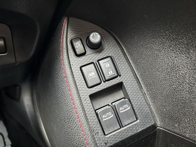 Toyota 86 2012-10 28805-28