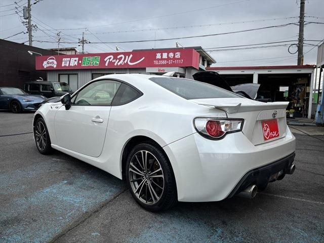 Toyota 86 2012-10 28805-6