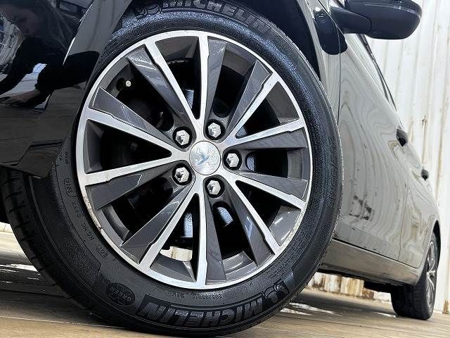 Peugeot 308 2015-03 17680-19