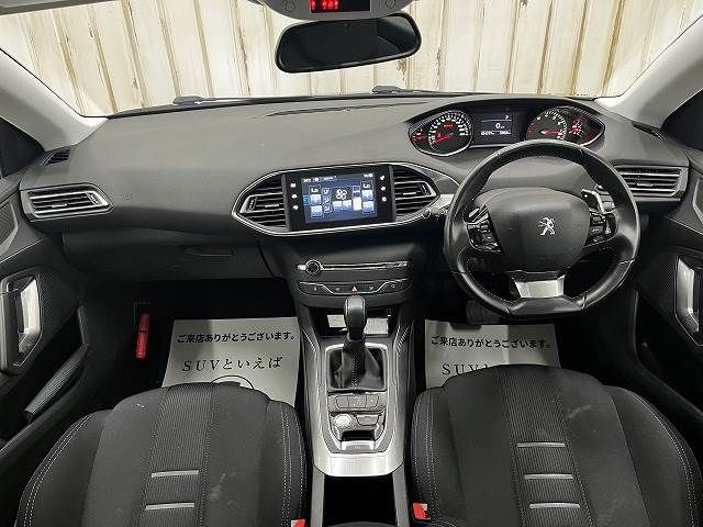 Peugeot 308 2015-03 17680-2