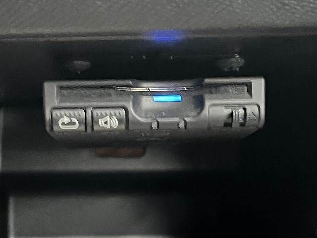 Peugeot 308 2015-03 17680-12