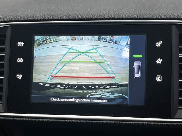 Peugeot 308 2015-03 17680-8
