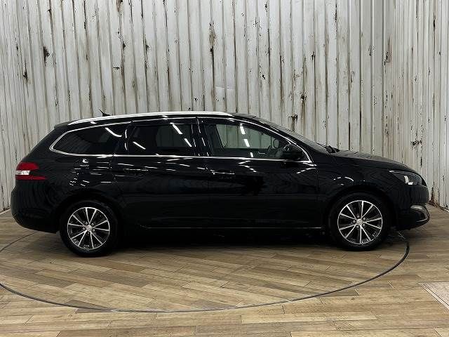 Peugeot 308 2015-03 17680-16