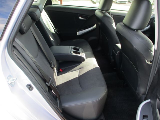 Toyota PRIUS 2011-12 7444-6