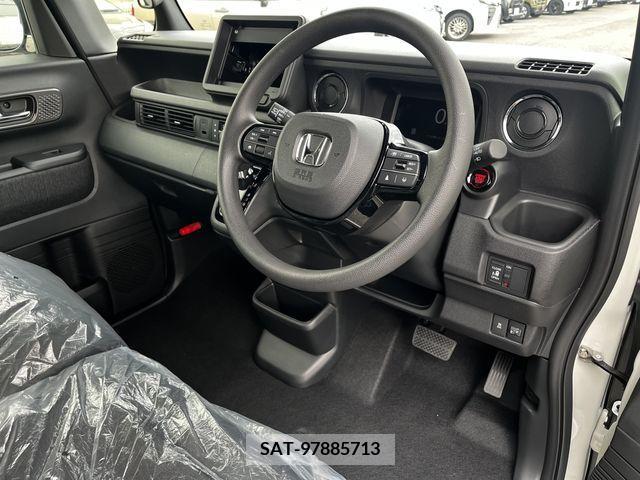 Honda N BOX CUSTOM 2024-05 307529-14