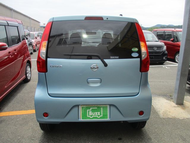 Nissan DAYZ 2018-03 8594-28