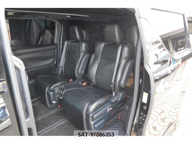 Toyota ALPHARD 2020-08 299608-16