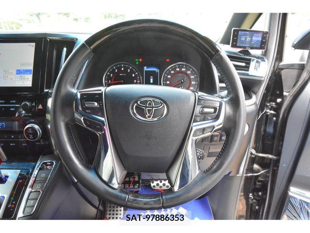 Toyota ALPHARD 2020-08 299608-7