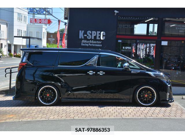 Toyota ALPHARD 2020-08 299608-3
