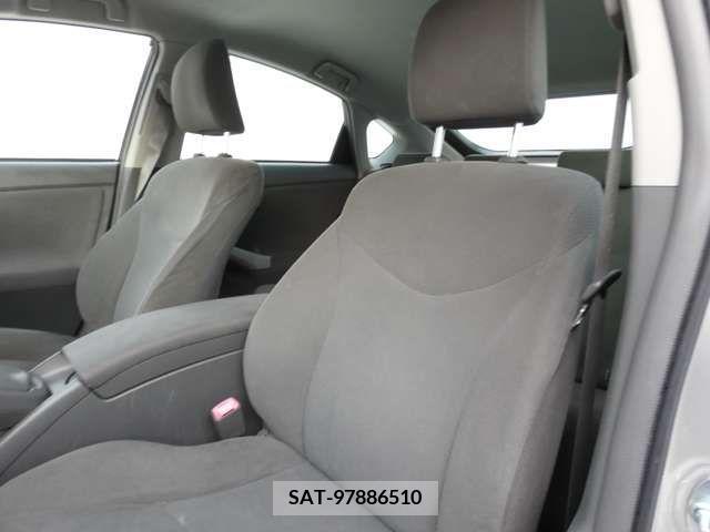 Toyota PRIUS 2011-06 366643-8