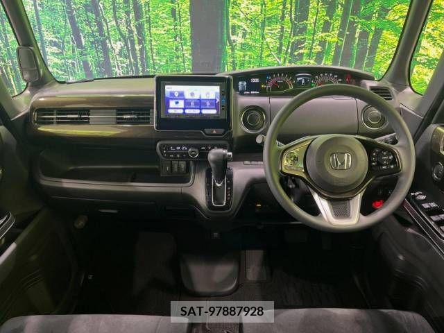 Honda N BOX CUSTOM 2017-08 256675-1