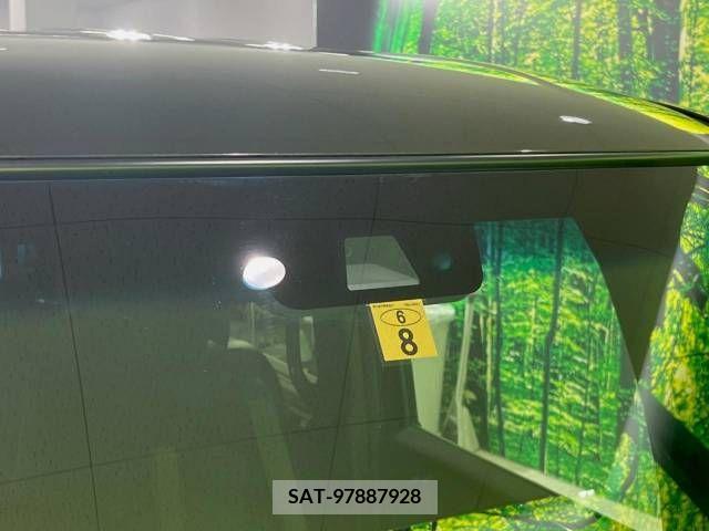 Honda N BOX CUSTOM 2017-08 256675-3
