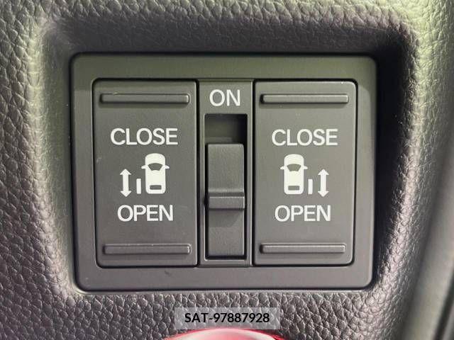 Honda N BOX CUSTOM 2017-08 256675-2