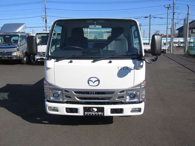 Mazda TITAN 2023-08 20794-1