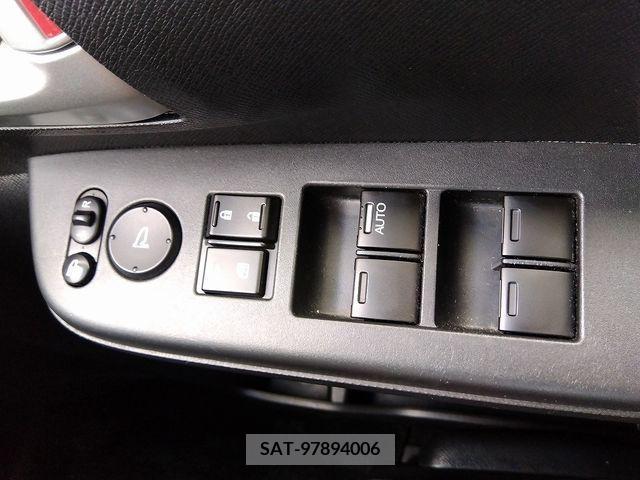 Honda e 2013-02 223269-28