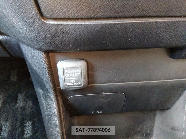 Honda e 2013-02 223269-13