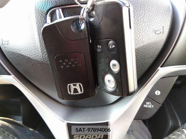 Honda e 2013-02 223269-15