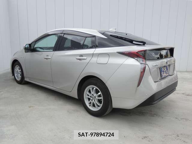 Toyota PRIUS 2016-07 322536-3