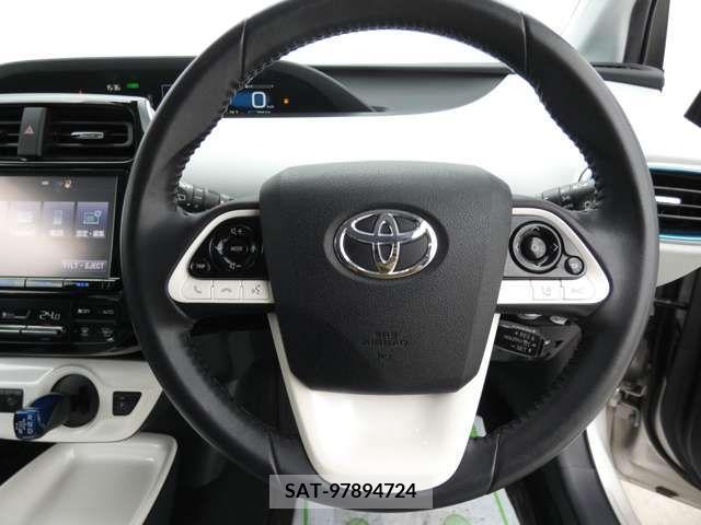 Toyota PRIUS 2016-07 322536-10