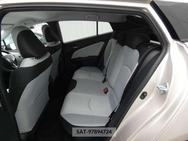 Toyota PRIUS 2016-07 322536-7