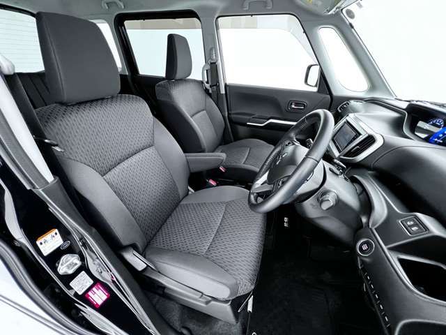 Mitsubishi DELICA D2 2017-06 12329-7