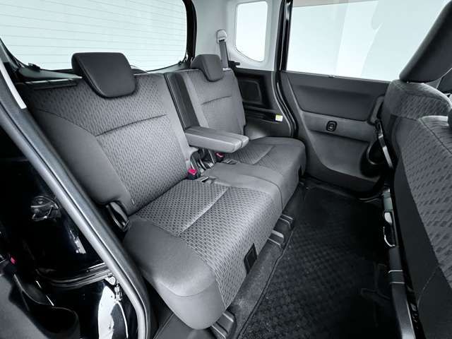 Mitsubishi DELICA D2 2017-06 12329-8