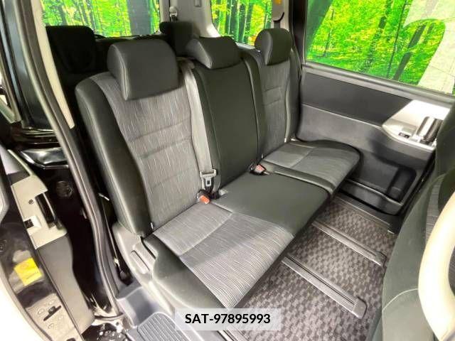 Toyota VOXY 2011-07 380013-9