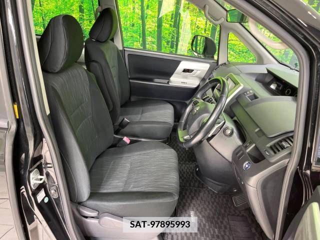 Toyota VOXY 2011-07 380013-8