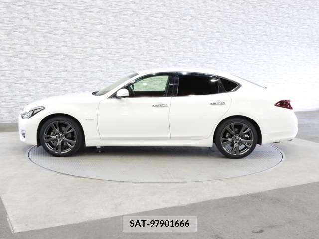 Nissan FUGA HYBRID 2015-07 270697-11