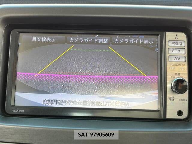 Daihatsu MOVE CONTE 2013-06 256047-3