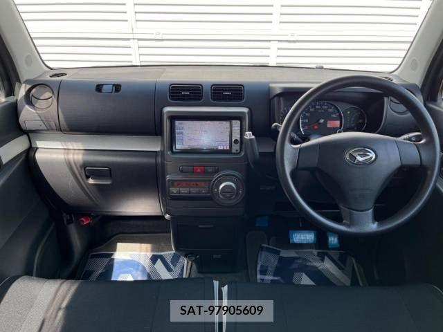 Daihatsu MOVE CONTE 2013-06 256047-1