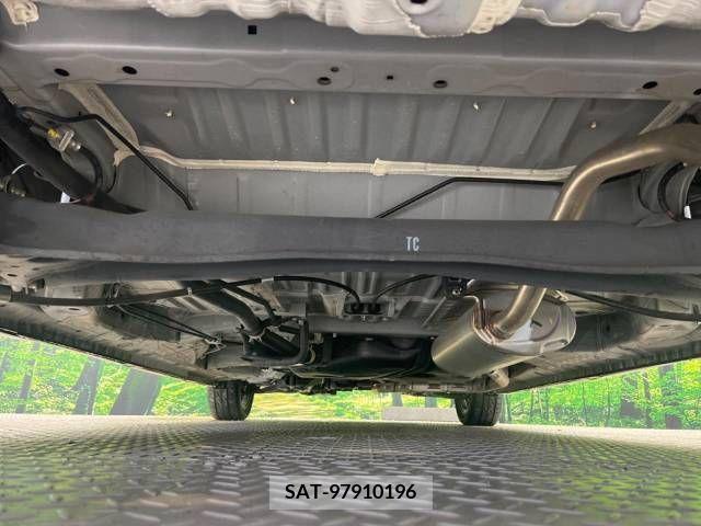 Honda N BOX CUSTOM 2018-01 244722-19