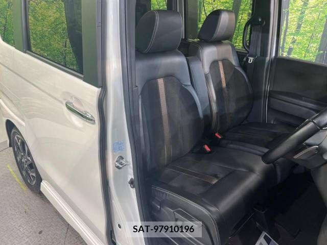 Honda N BOX CUSTOM 2018-01 244722-8