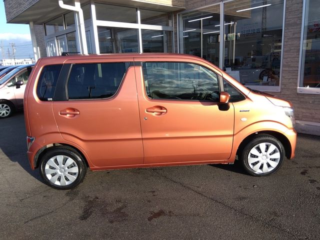 Suzuki WAGON R 2017-01 28357-2
