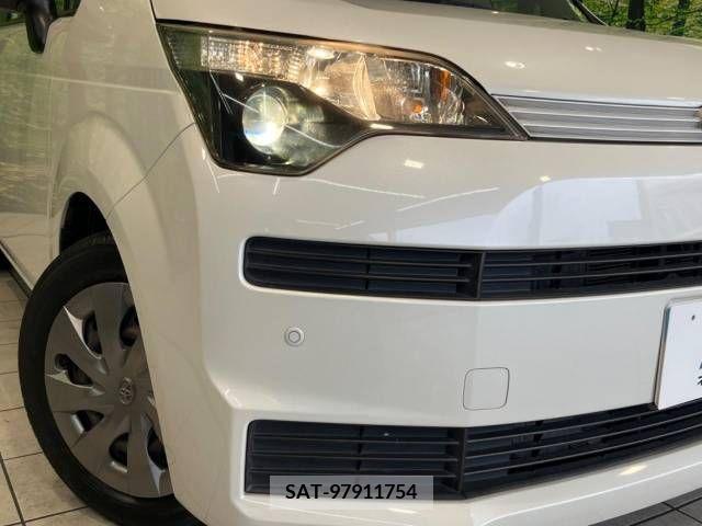 Toyota SPADE 2014-05 337772-12