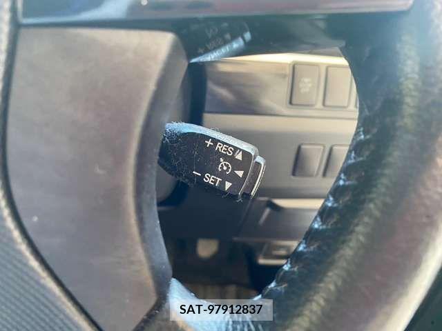 Toyota ESTIMA 2013-12 328889-11