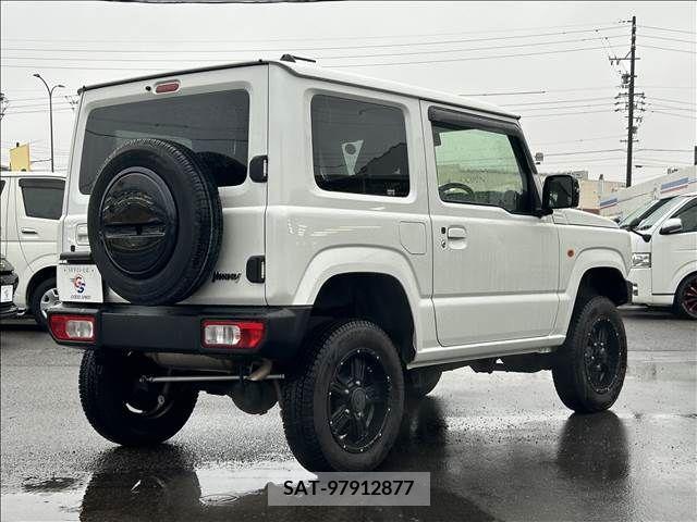 Suzuki JIMNY 2021-08 213710-15