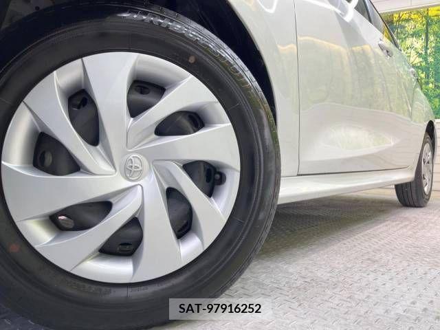 Toyota YARIS 2022-11 330282-13